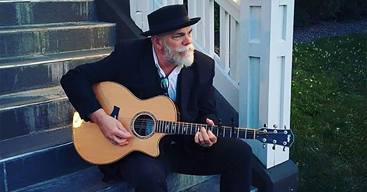 Paul-Brushett_Trellis-Cafe